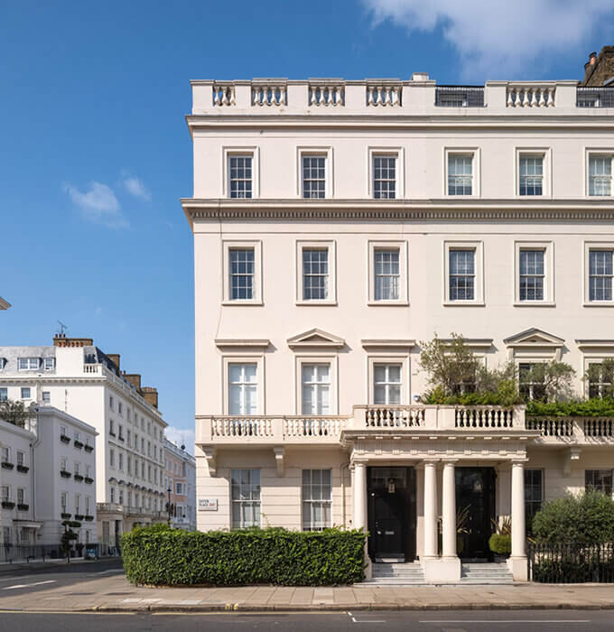 Fleetwood Mac Belgravia Property Sale